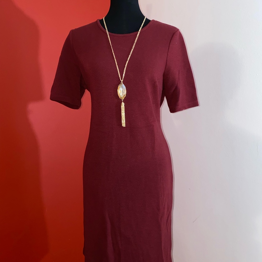 Beautiful Jersey knit Old Navy dress.